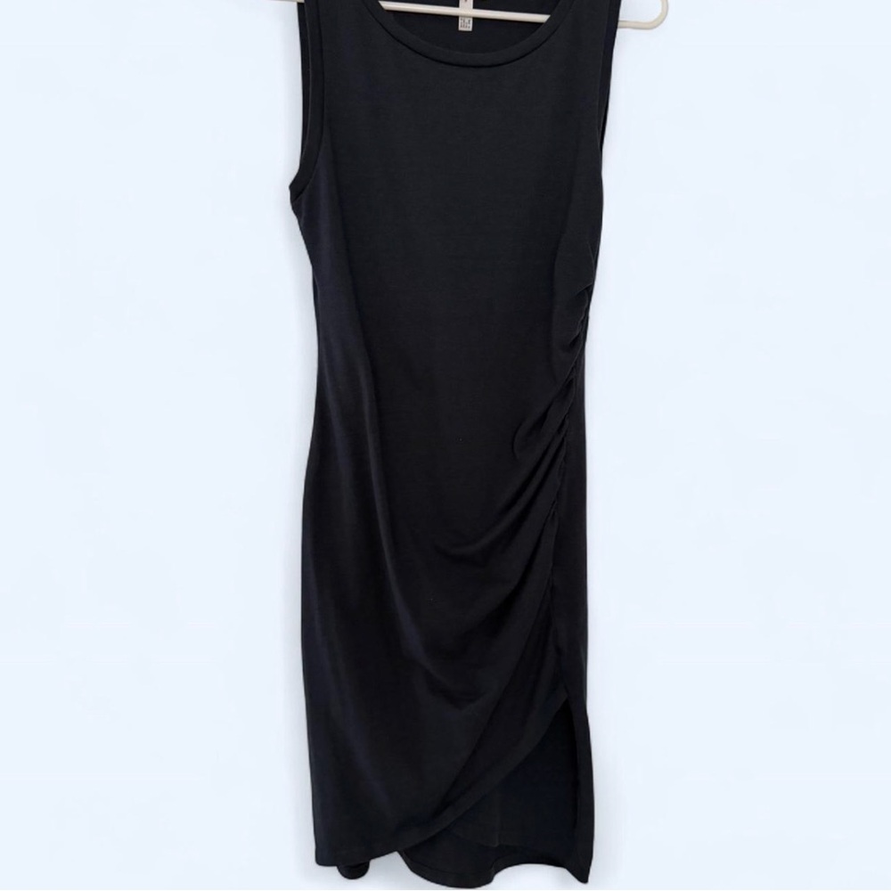 Leith Navy Sleeveless Ruched Midi Dress
